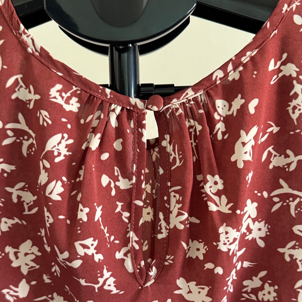 Women's Rust Floral Print Top Size Small - Picture 6 of 14